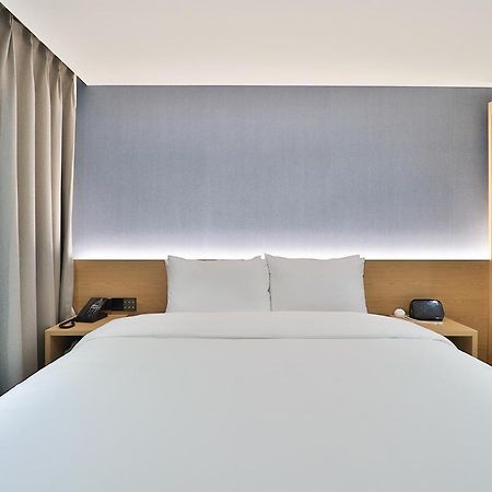 Custom Hotel Ulszan Kültér fotó