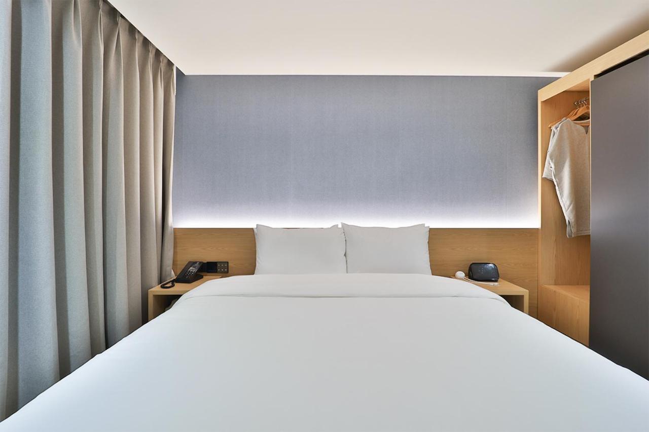 Custom Hotel Ulszan Kültér fotó